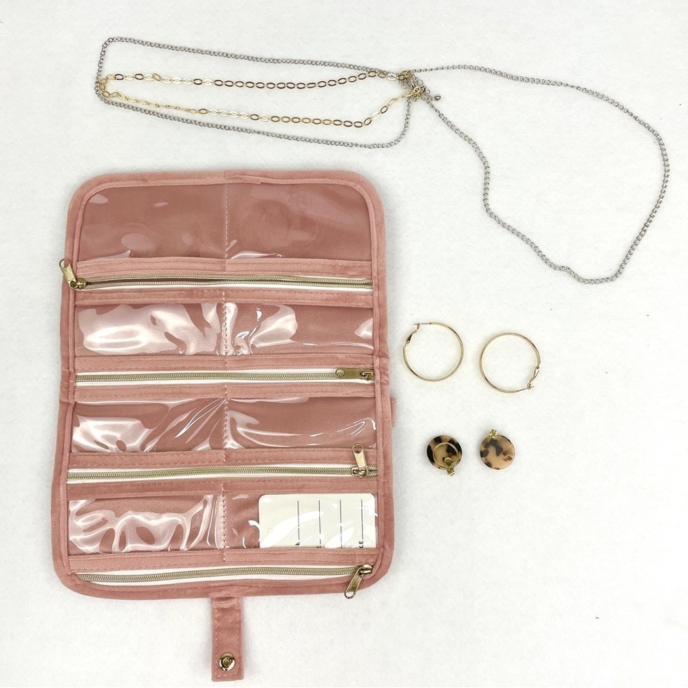 BRAND New 8 Other Reasons Bundle Jewelry and velvet travel case - Picture 5 of 6